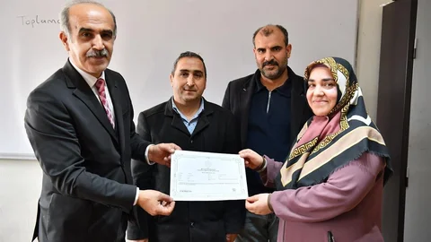 Topsöğüt’te Okuma Yazma Sevinci