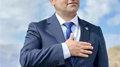 Hakkari'de Belediye Başkanı Görevden Alındı