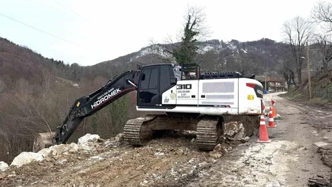 Düzce'de Heyelan İzleri Giderildi
