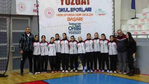 Yozgat'ta Voleybol Müsabakaları Başladı