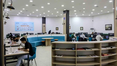 Bursa'da Üniversite Adaylarına Destek