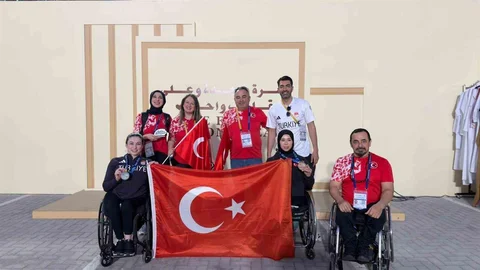 Altın Kızlar Dubai'de Madalya Kazandı