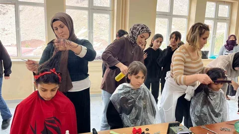 Kız Öğrenciler İçin Ücretsiz Kuaförlük Hizmeti