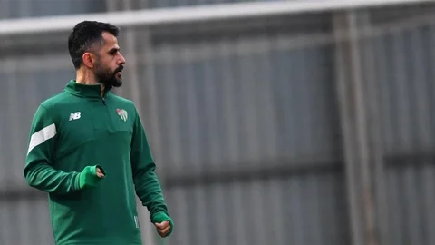 Bursaspor Kırklarelispor Maçına Hazırlanıyor
