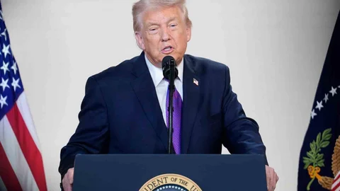 Trump: İran ile Görüşmeler Devam Ediyor