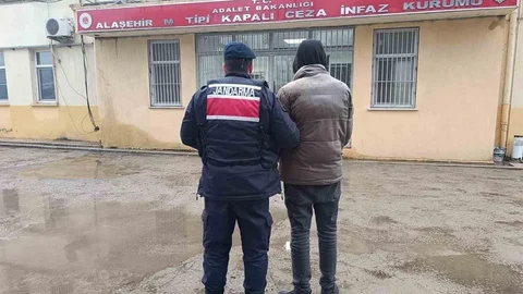 Jandarma Manisa'da Uyuşturucu Operasyonu Düzenledi