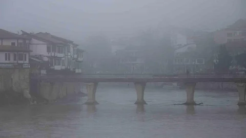 Amasya'da Yoğun Sis Etkisi