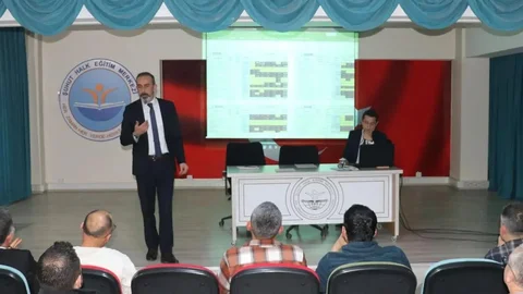 Şuhut’ta Eğitim Toplantısı Yapıldı