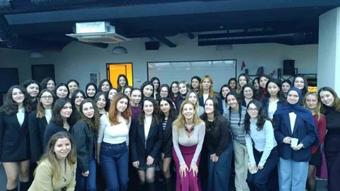 L’Oréal Türkiye, Kadın ve Kız Çocukları Günü’nde Buluştu