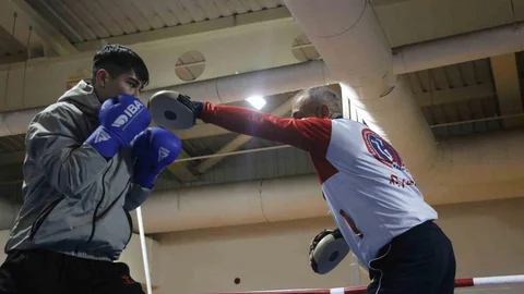 Karabük'ten Boksör Efe Olimpiyat Hedefli