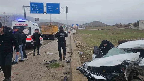 Şırnak’ta Otomobil Şarampole Yuvarlandı