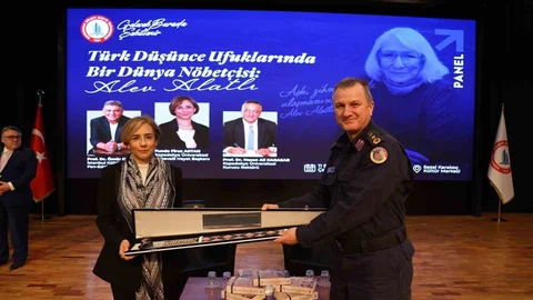 Alev Alatlı'ya Zonguldak'ta Anlamlı Vefa