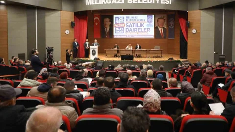 Melikgazi'de 23 Aileye Ev Verildi