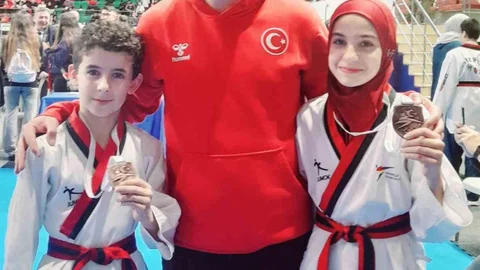 Kayseri’de Teakwondo Şampiyonası Başarısı