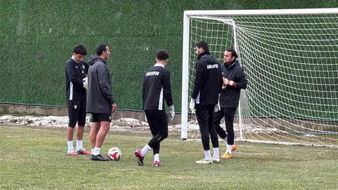 Diyarbakır'da Amed Sportif Faaliyetler Açıklama Yaptı