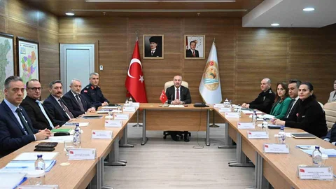 Denizli'de Kamu Kurumlarının Değerlendirilmesi