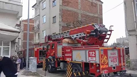 Elazığ'da Evde Yangın Çıktı