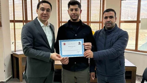 Gercüş'te Kar Mesaisi Başarı Belgesi Verildi