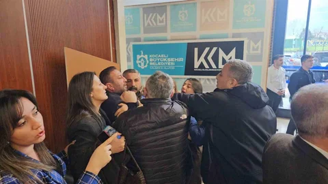 Kocaeli Meclisinde Gergin Anlar