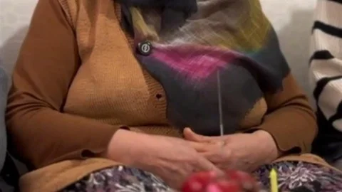 74 Yaşında İlk Doğum Günü Kutlaması