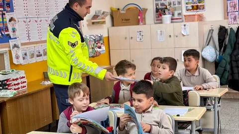 Bilecik'te Öğrencilere Trafik Eğitimi Verildi