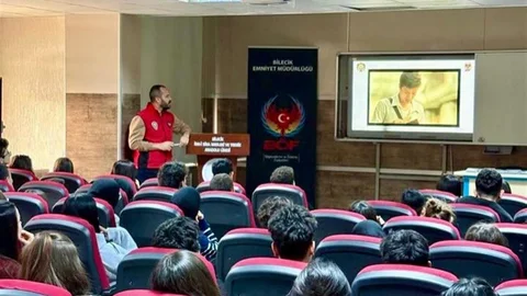 Bilecik'te Öğrencilere Bilgilendirme Faaliyeti