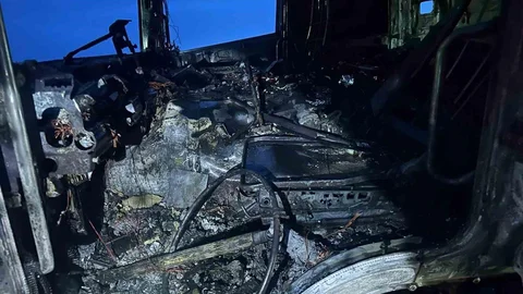 Çekici Yangın Çıkardı, Kullanılamaz Hale Geldi