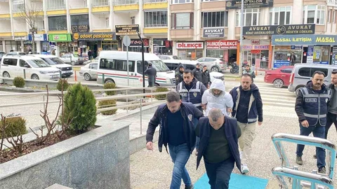 Çorum'da Dolandırıcılara Operasyon Yapıldı