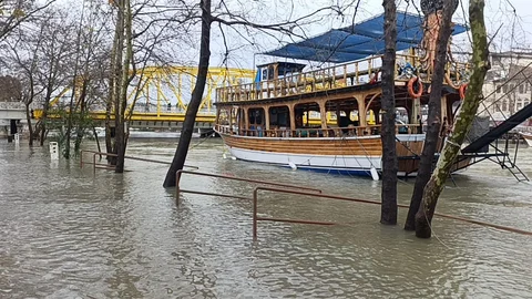 Manavgat Irmağında Su Seviyesi Yükseliyor