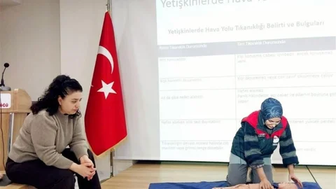 Tunceli'de İlk Yardım Eğitimi Düzenlendi