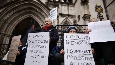 İngiltere Mahkemesi Filistin Grubunu Korudu