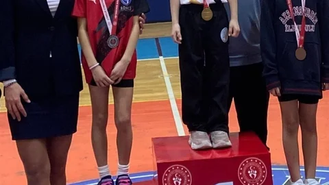 Manisa'da Parkur Yarışması Düzenlendi