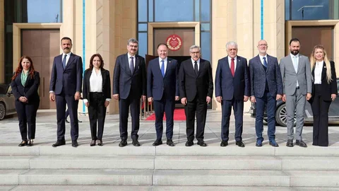 KKTC'de Anavatan Vurgusu