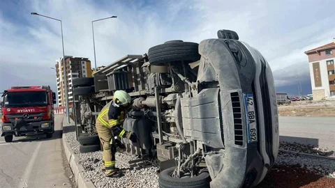Karaman'da Şiddetli Fırtına Etkili Oldu