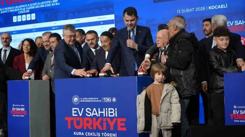 Kocaeli'de Sosyal Konut Kura Çekimi Yapıldı