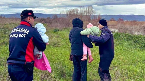 Bursa'da Mahsur Kalan Aile Kurtarıldı