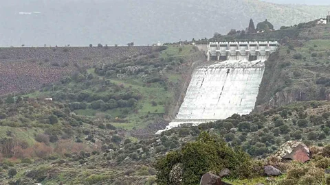 İzmir'de Aşırı Yağışlar Sonrası Su Bırakımı
