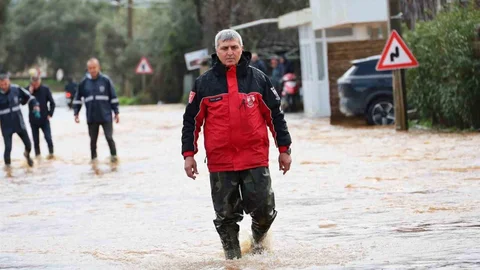 Muğla Kızılağaç'ta Su Taşkınları İncelemesi