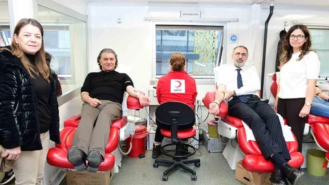 Bursa'da Anlamlı Kan Bağışı