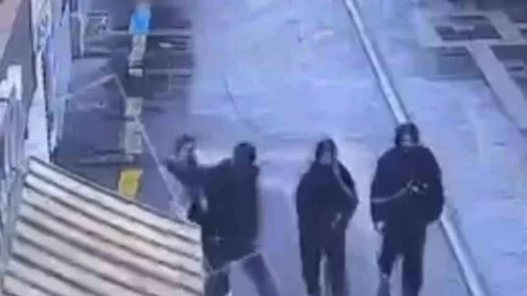 Iğdır'da Bıçaklı Saldırı Anları Kamerada