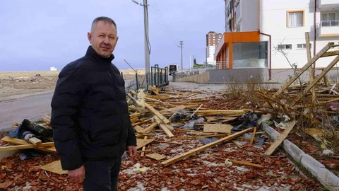 Karaman'da Fırtına Sonrası Çatı Düştü