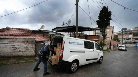 İzmir'de 65 Bin Aileye Ramazan Desteği