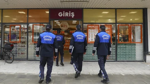 Mersin Büyükşehir Zabıta Ekipleri Ramazan Öncesi Market Denetimlerini Artırdı