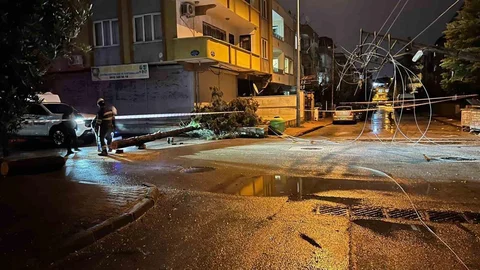 Gaziantep'te Fırtına Çalışmaları Devam Ediyor
