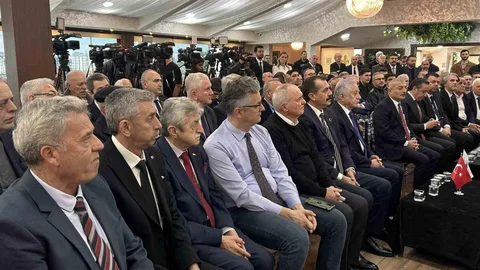 Celal Adan'dan Kürsü İşgali Eleştirisi