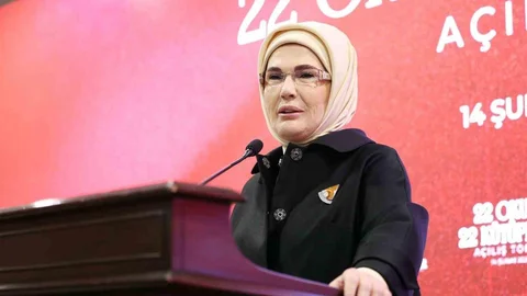 Emine Erdoğan Kütüphanelerin Önemi Üzerine Konuştu