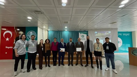 Burhaniye'de Kariyer Günleri Sürüyor