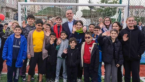 Sancaktepe'de Yeni Spor Alanı Açıldı