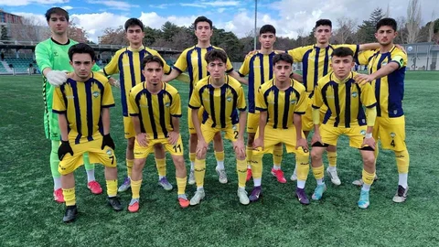 Talas'ta U17 Gelişim Ligi Maçı Sonucu: 1-4