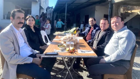 Kaymakam Topsakaloğlu, Ev Ziyareti Yaptı, Köy Düğününe Katıldı